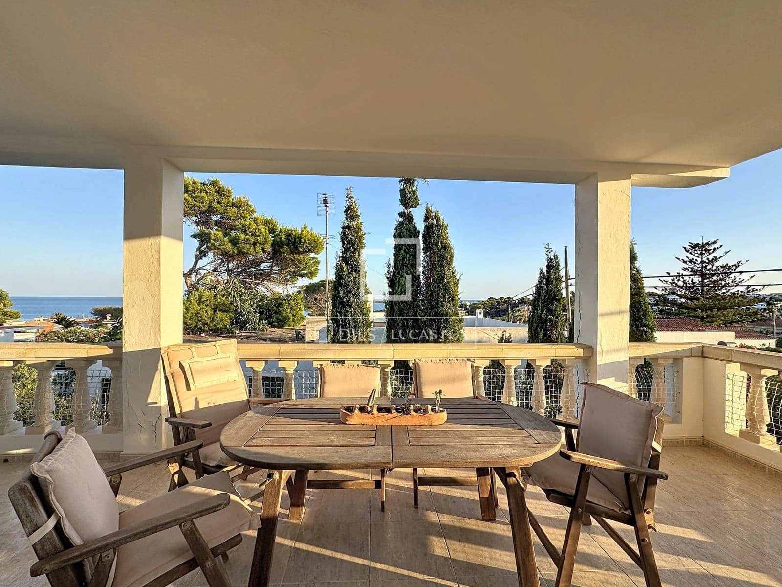 Chalet de 4 habitaciones en San Luis / Sant Lluís en venta con piscina garaje - 1.200.000 € (Ref: 10093699)