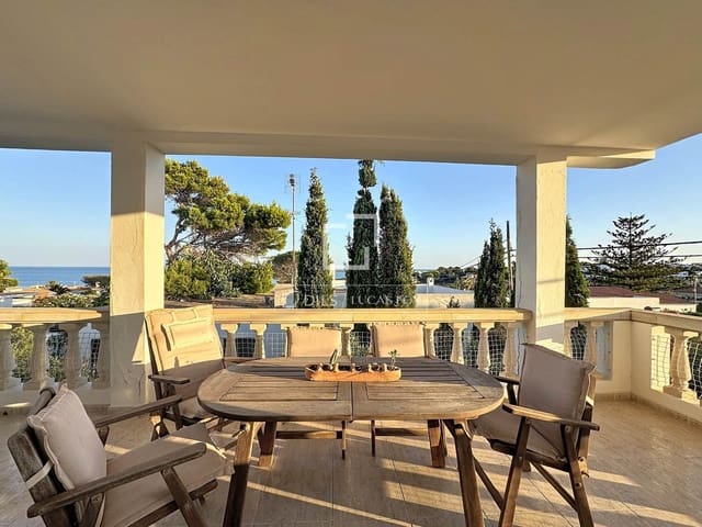 Chalet de 4 habitaciones en San Luis / Sant Lluís en venta con piscina garaje - 1.200.000 € (Ref: 10093699)