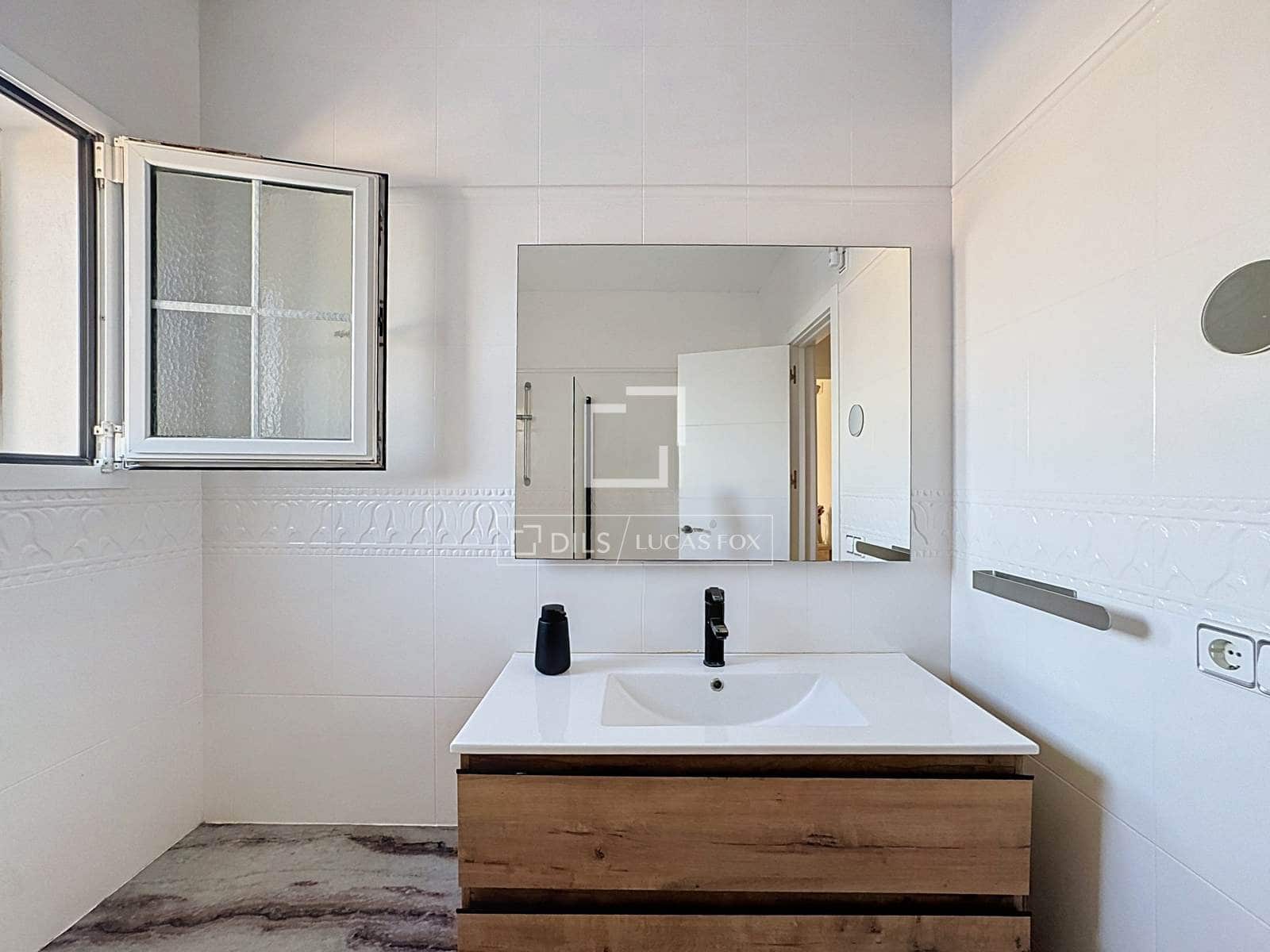 Chalet de 4 habitaciones en San Luis / Sant Lluís en venta con piscina garaje - 1.200.000 € (Ref: 10093699)