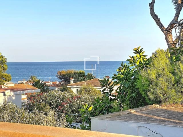 Chalet de 4 habitaciones en San Luis / Sant Lluís en venta con piscina garaje - 1.200.000 € (Ref: 10093699)