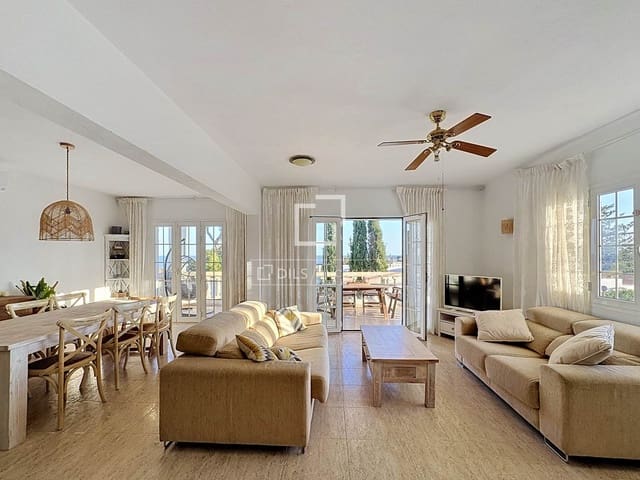 Chalet de 4 habitaciones en San Luis / Sant Lluís en venta con piscina garaje - 1.200.000 € (Ref: 10093699)
