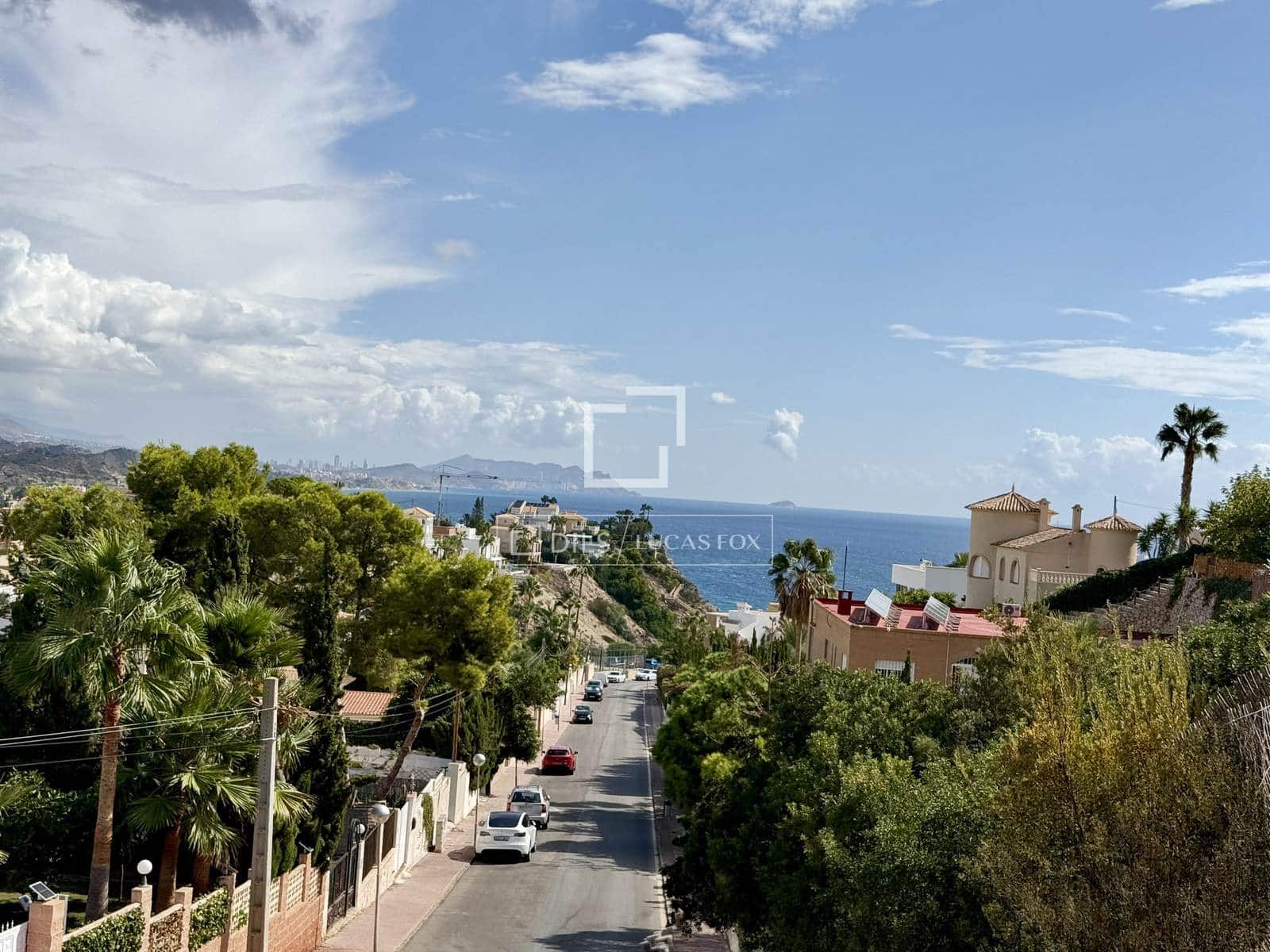 Building Plot for sale in El Campello - € 695,000 (Ref: 10093923)