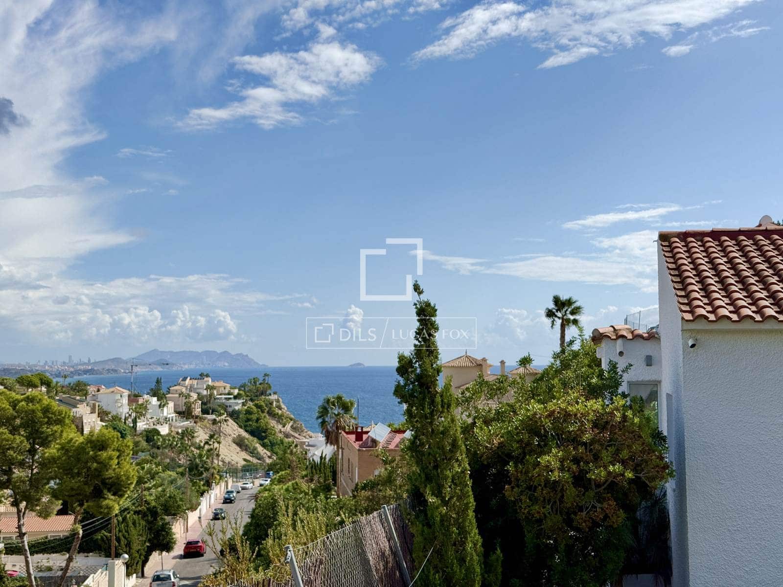 Building Plot for sale in El Campello - € 695,000 (Ref: 10093923)