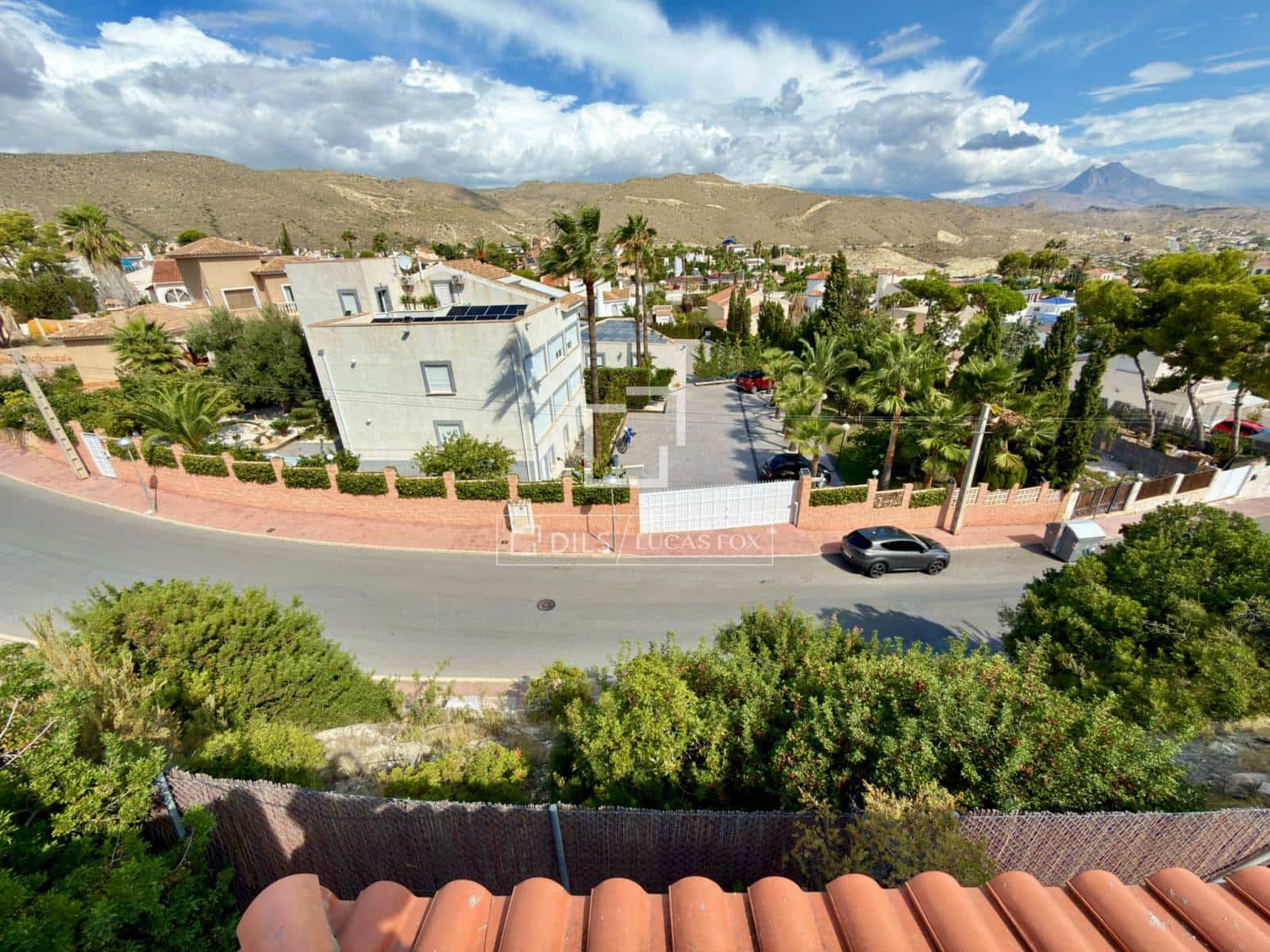 Building Plot for sale in El Campello - € 695,000 (Ref: 10093923)