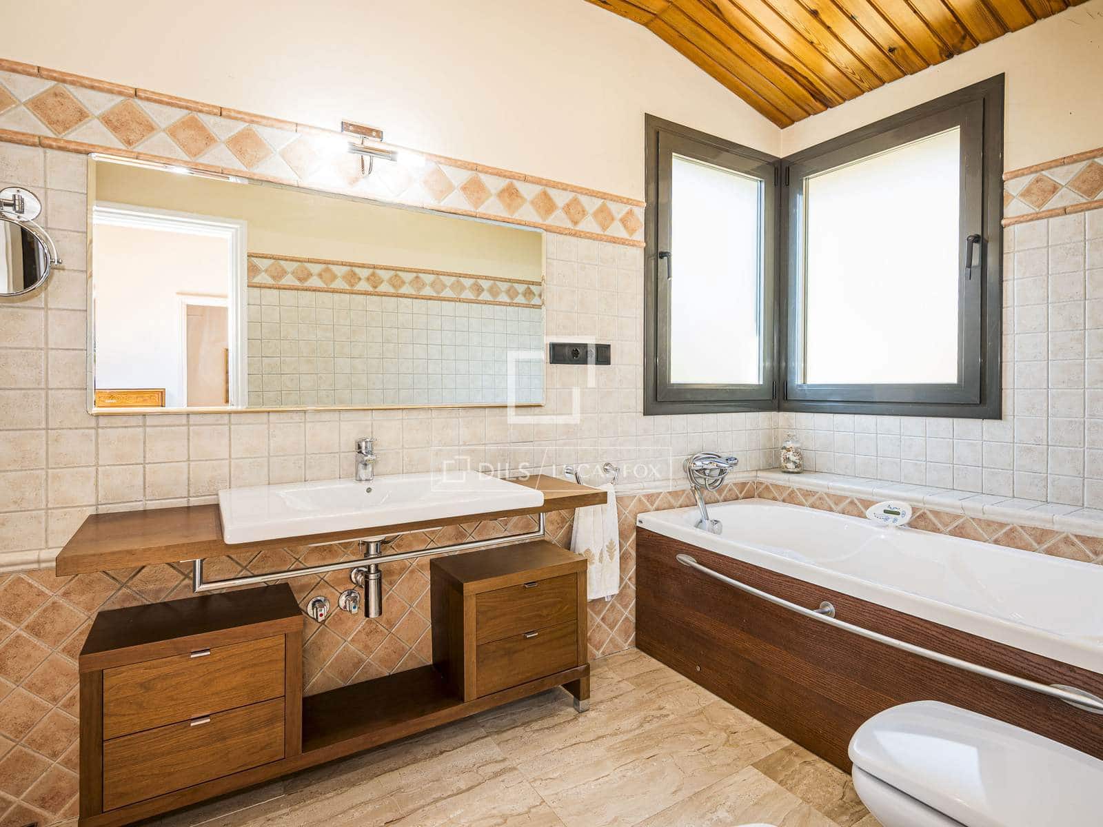 4 quarto Moradia para venda em Matadepera com piscina garagem - 1 150 000 € (Ref: 10093925)