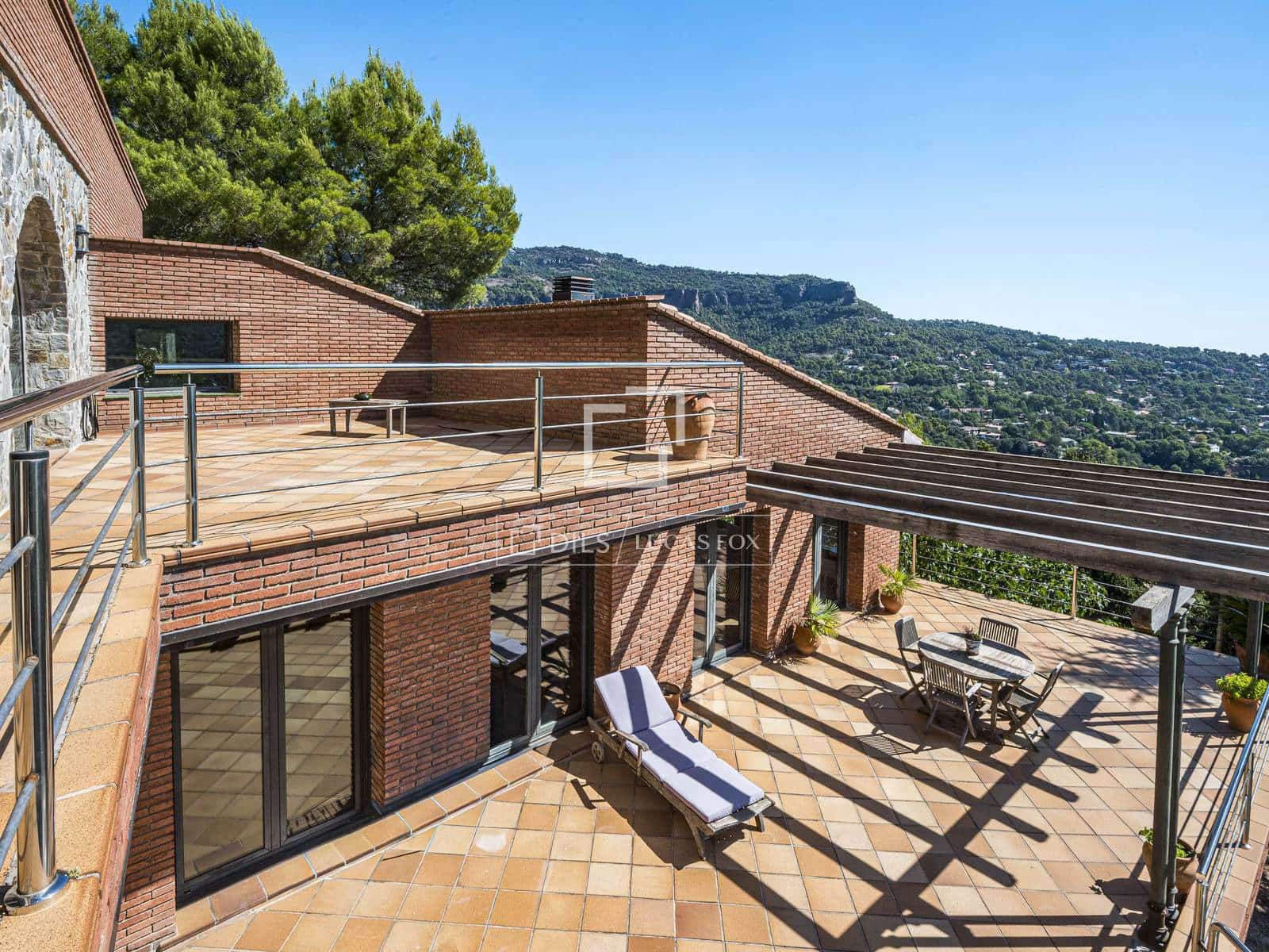 4 quarto Moradia para venda em Matadepera com piscina garagem - 1 150 000 € (Ref: 10093925)