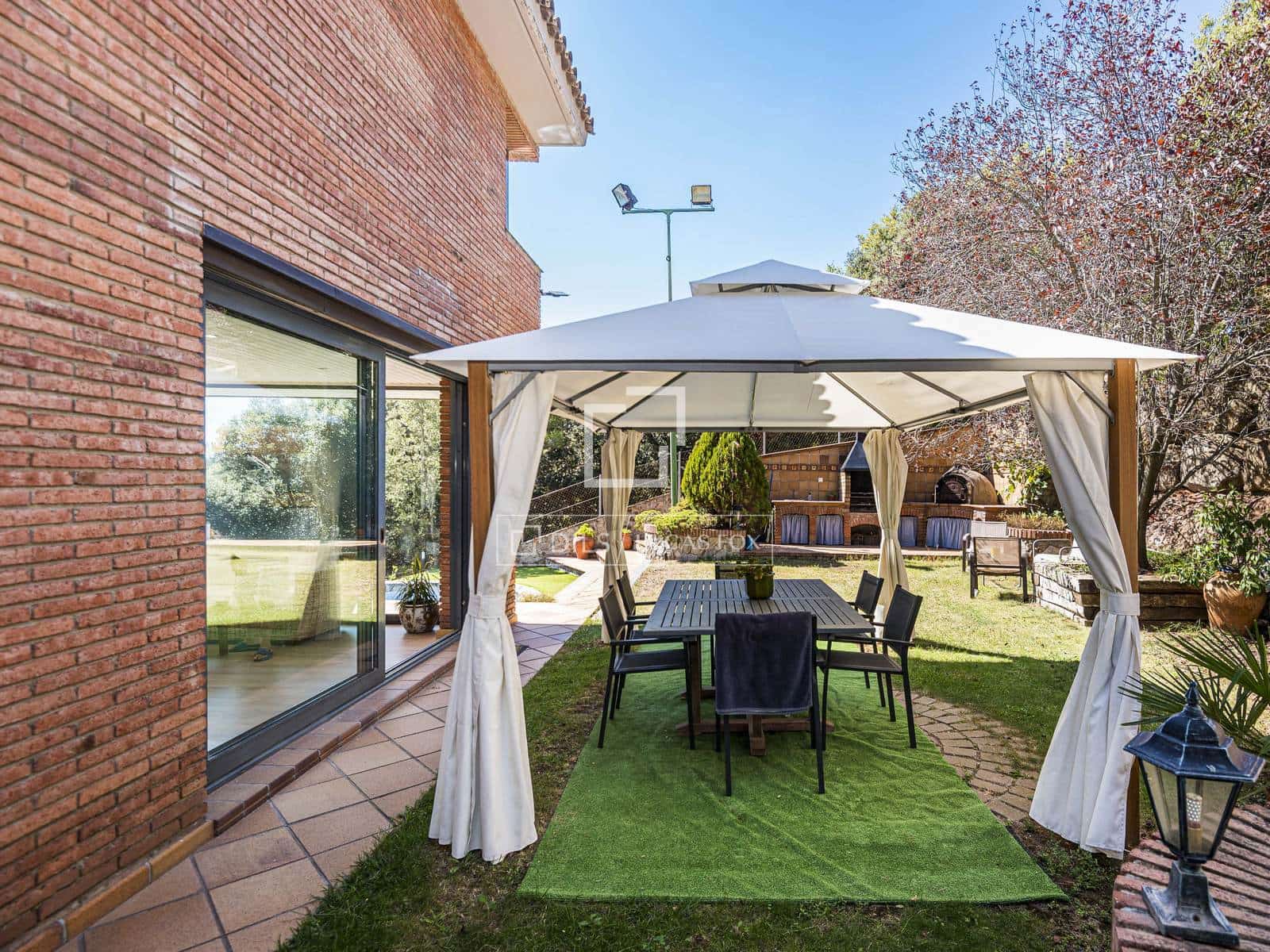 4 quarto Moradia para venda em Matadepera com piscina garagem - 1 150 000 € (Ref: 10093925)