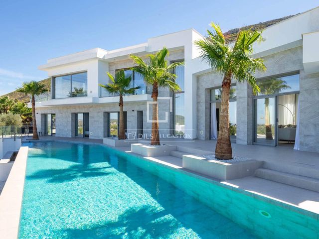 5 sovrum Villa till salu i Javea / Xàbia med pool garage - 2 695 000 € (Ref: 10094644)