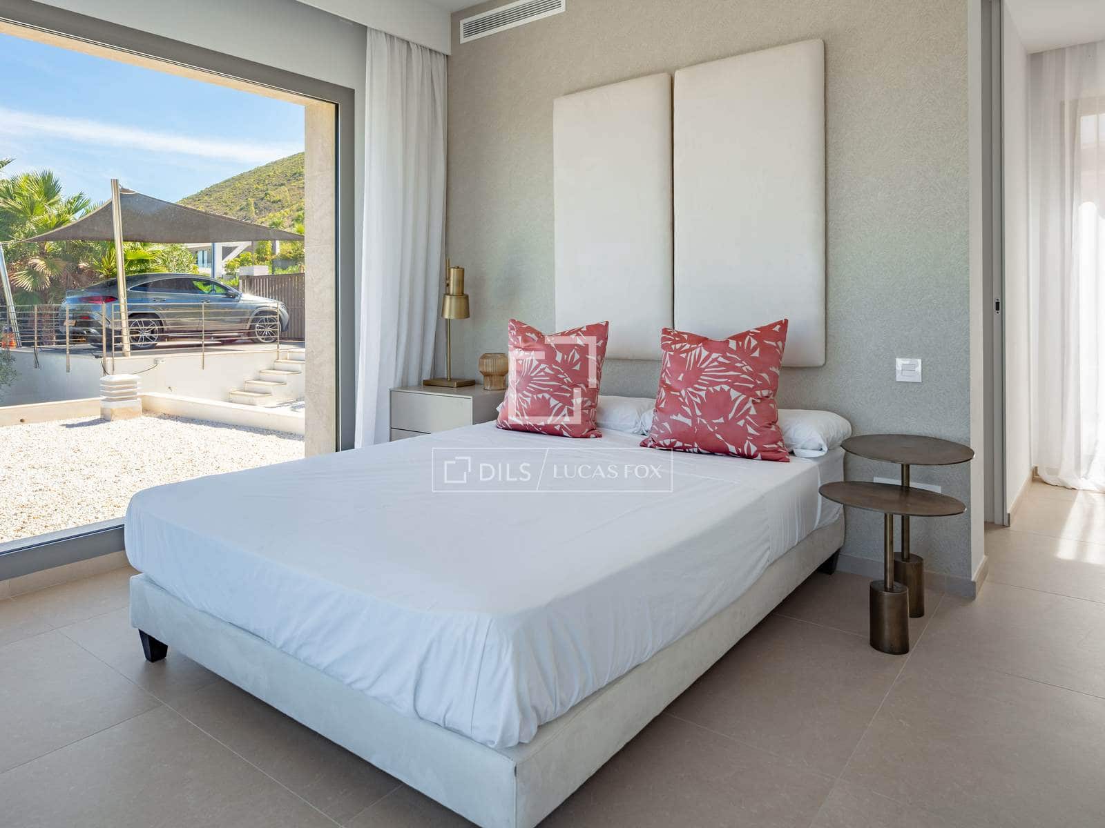 5 sovrum Villa till salu i Javea / Xabia med pool garage - 2 695 000 € (Ref: 10094644)