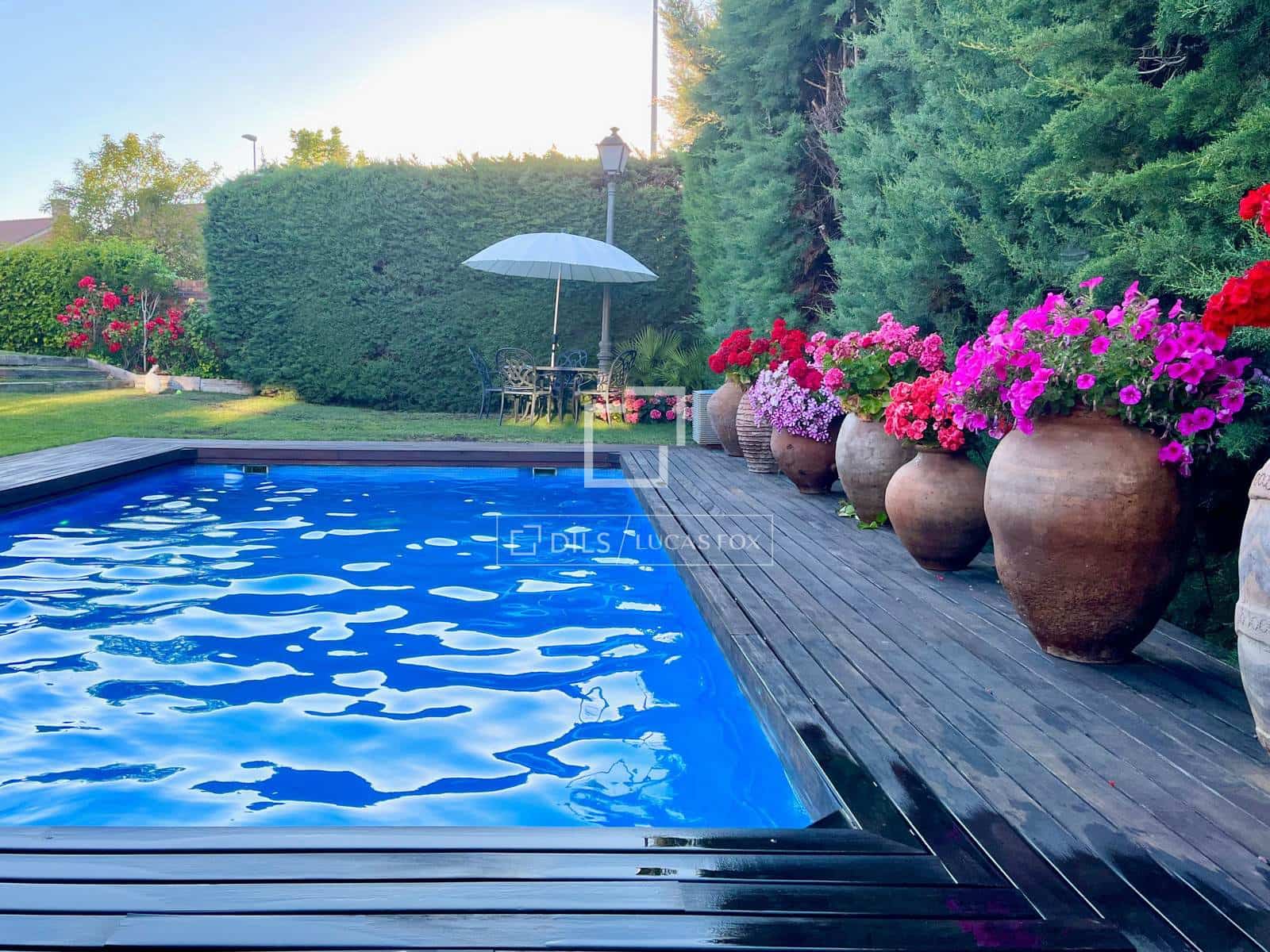 5 soveværelse Villa til leje i Madrid by med swimmingpool garage - € 6.250 (Ref: 10094645)