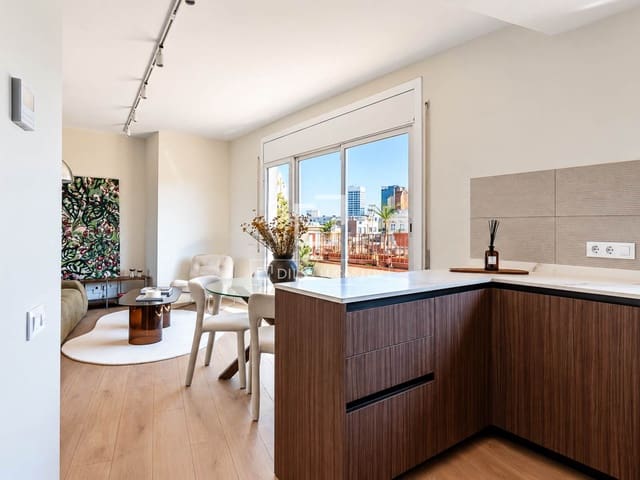3 quarto Penthouse para venda em Barcelona cidade com garagem - 715 000 € (Ref: 10094973)