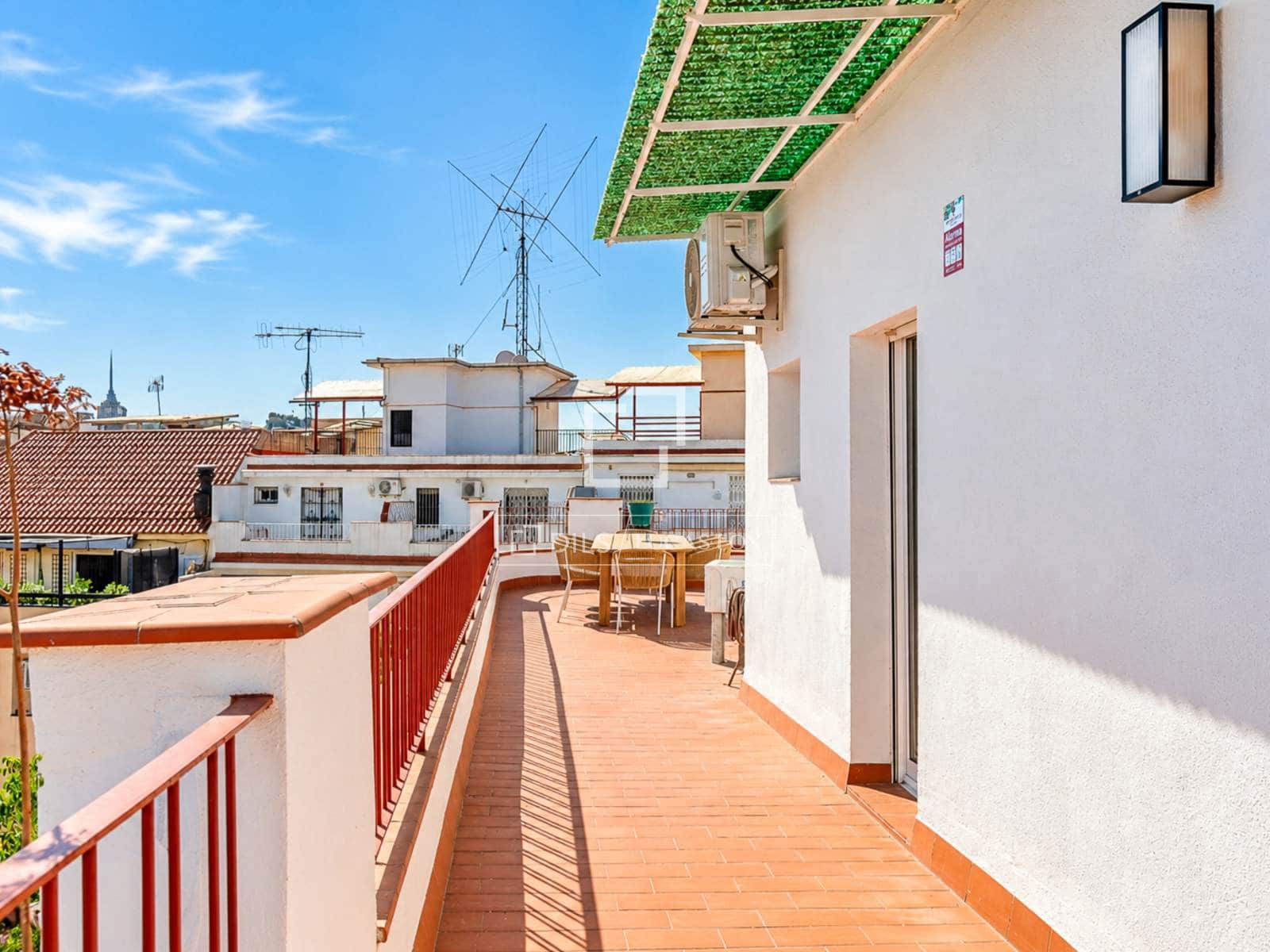 3 soveværelse Penthouse til salg i Barcelona by med garage - € 715.000 (Ref: 10094973)