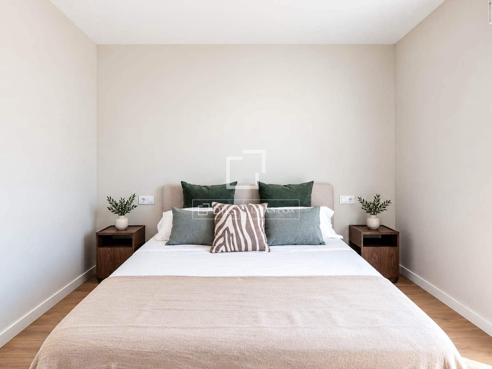 3 soveværelse Penthouse til salg i Barcelona by med garage - € 715.000 (Ref: 10094973)