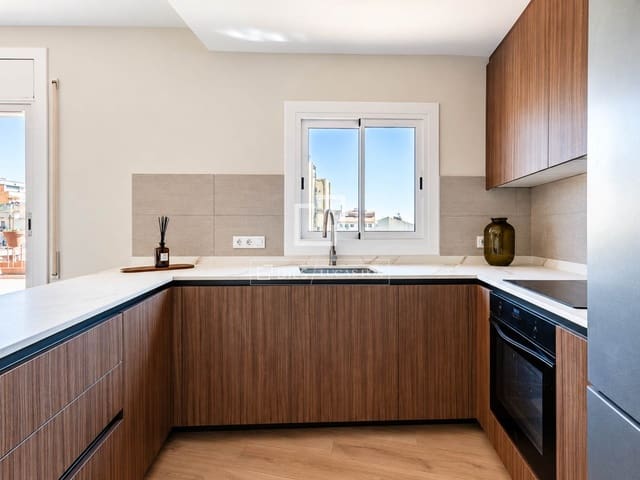 3 quarto Penthouse para venda em Barcelona cidade com garagem - 715 000 € (Ref: 10094973)