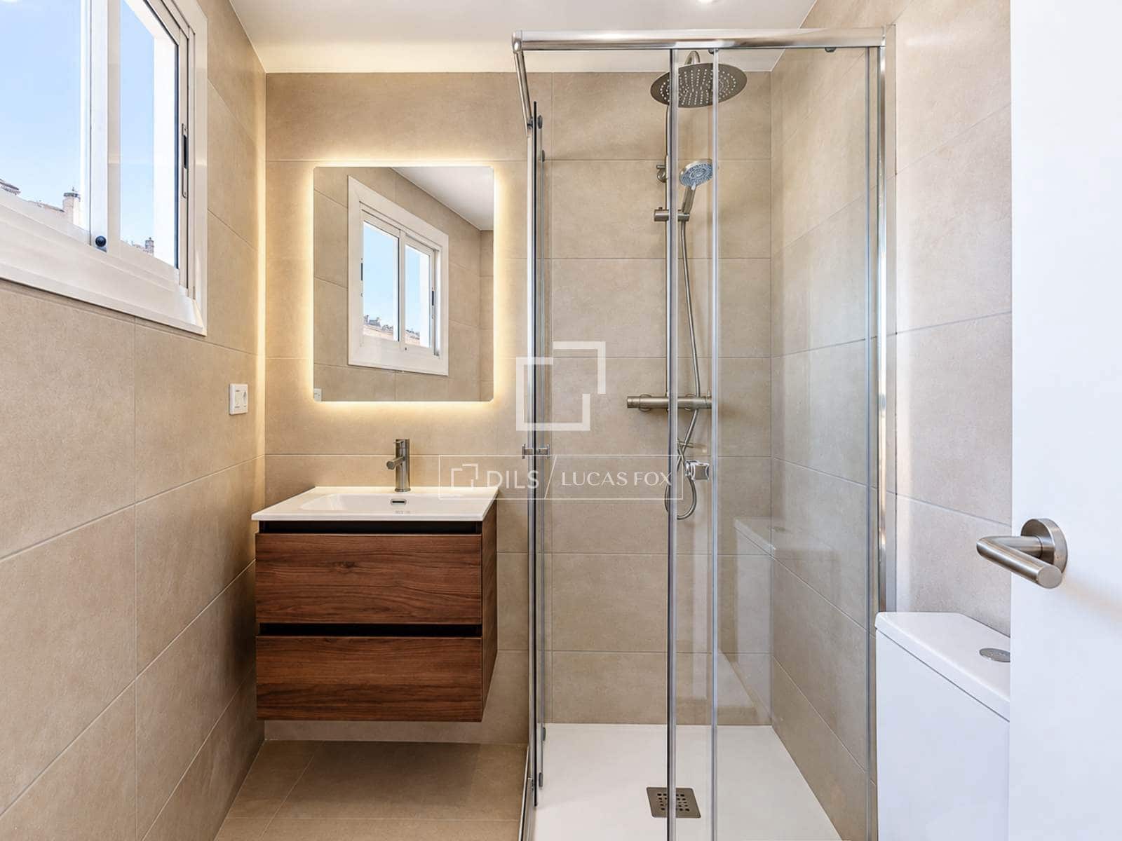 3 soveværelse Penthouse til salg i Barcelona by med garage - € 715.000 (Ref: 10094973)