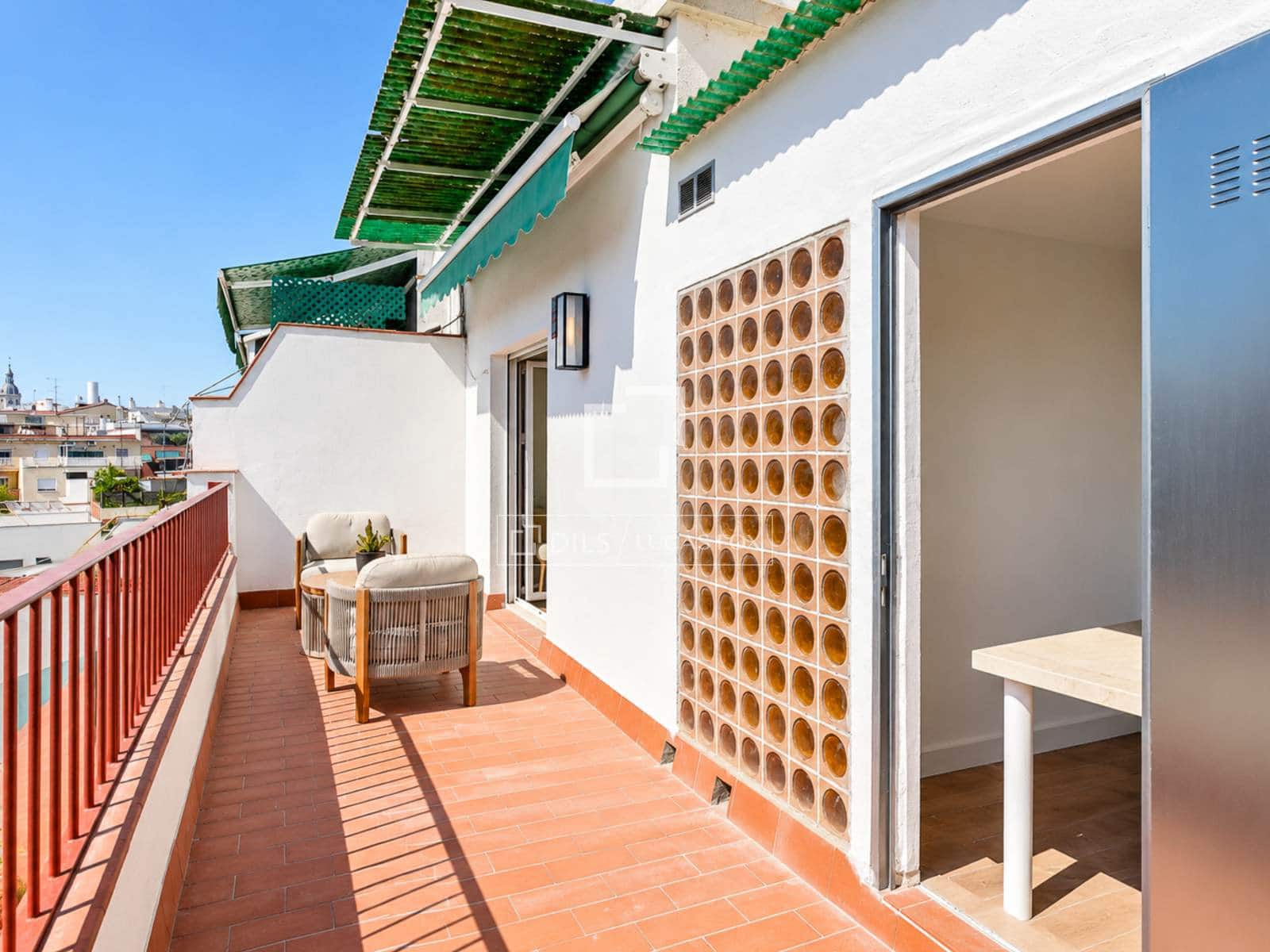 3 soveværelse Penthouse til salg i Barcelona by med garage - € 715.000 (Ref: 10094973)