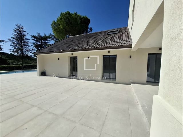 5 sypialnia Willa na sprzedaż w San Sebastián de los Reyes z basenem garażem - 2 260 000 € (Ref: 10094974)