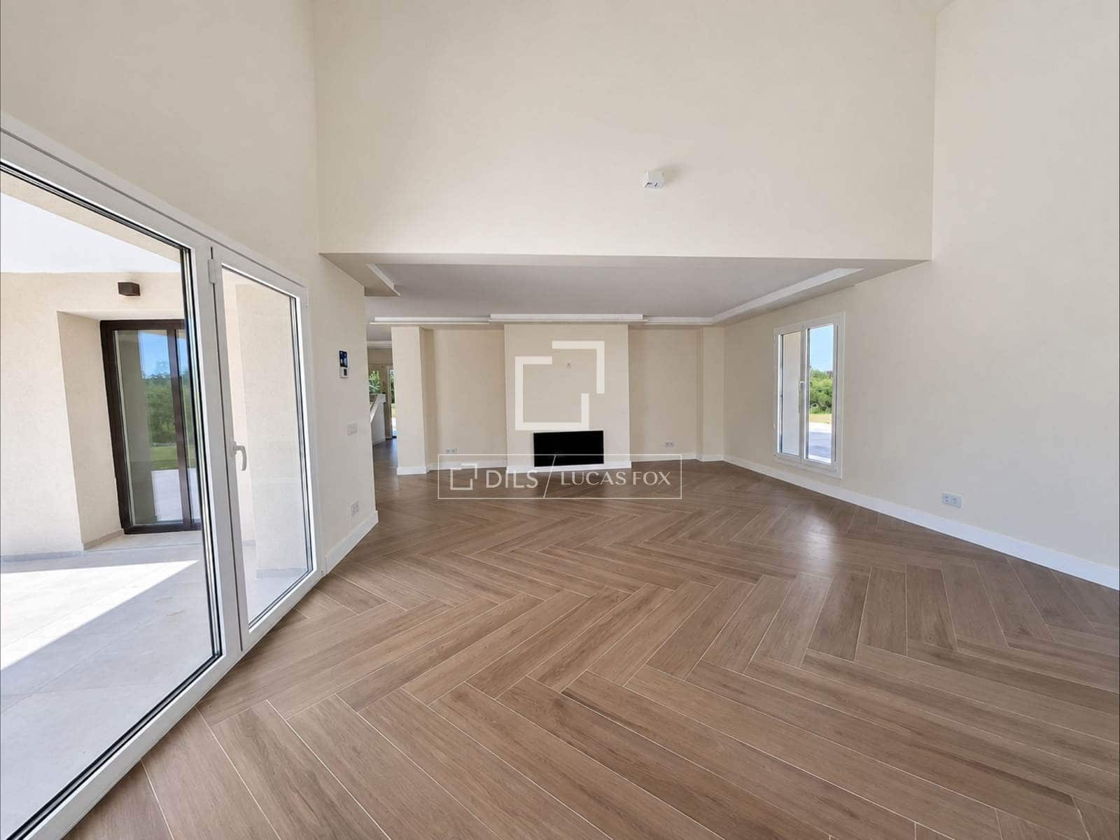 5 sypialnia Willa na sprzedaż w San Sebastian de los Reyes z basenem garażem - 2 260 000 € (Ref: 10094974)