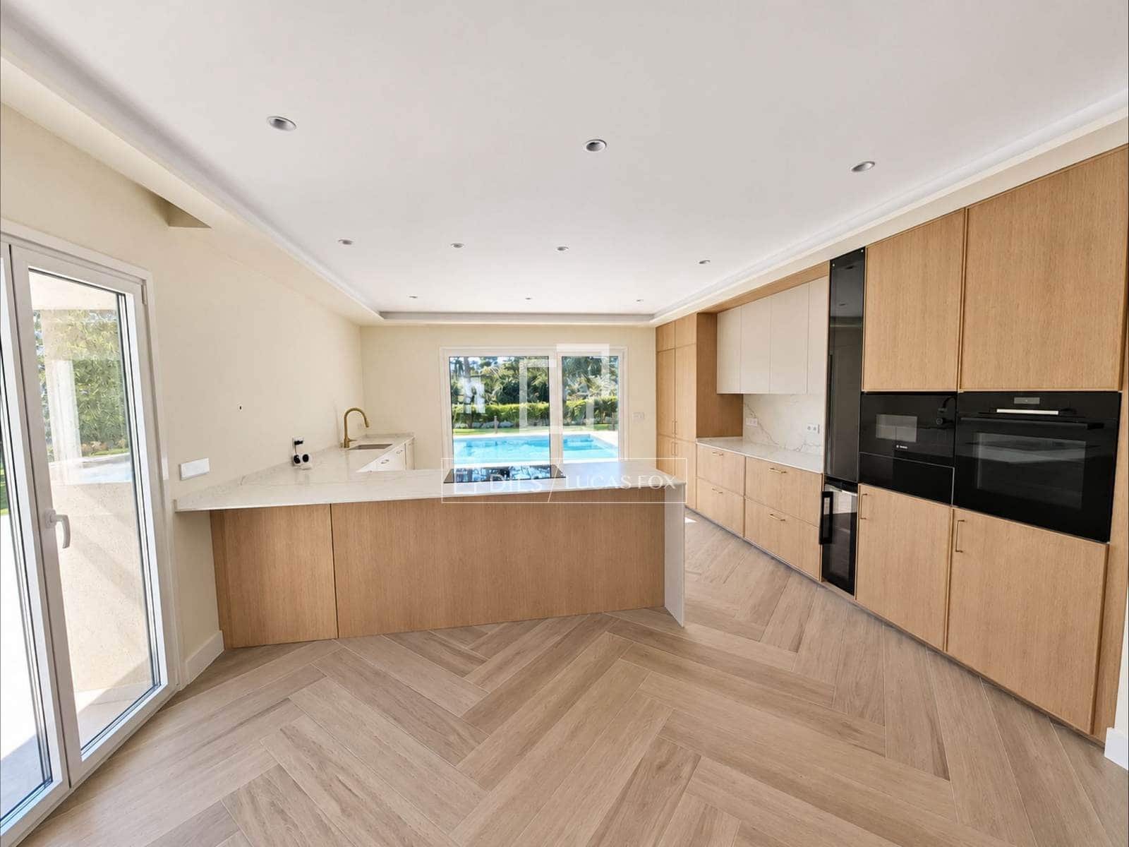 5 sypialnia Willa na sprzedaż w San Sebastian de los Reyes z basenem garażem - 2 260 000 € (Ref: 10094974)