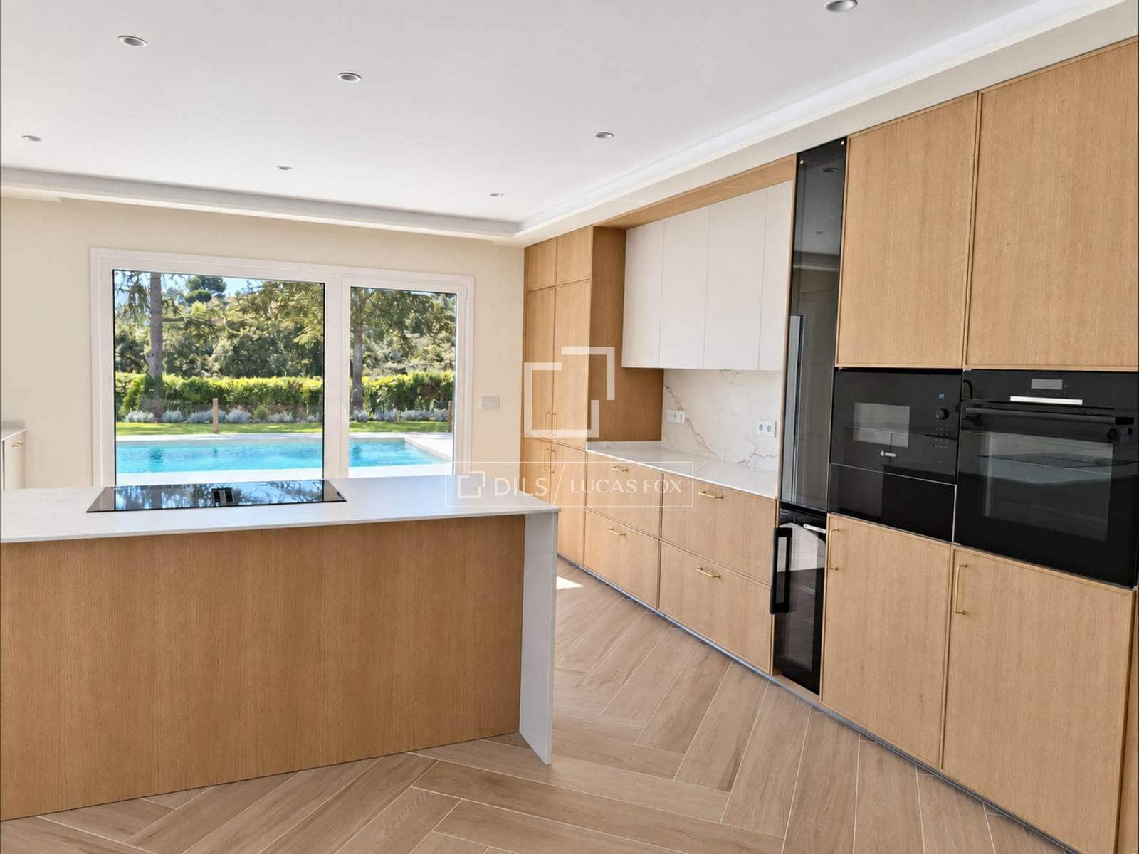 5 sypialnia Willa na sprzedaż w San Sebastian de los Reyes z basenem garażem - 2 260 000 € (Ref: 10094974)