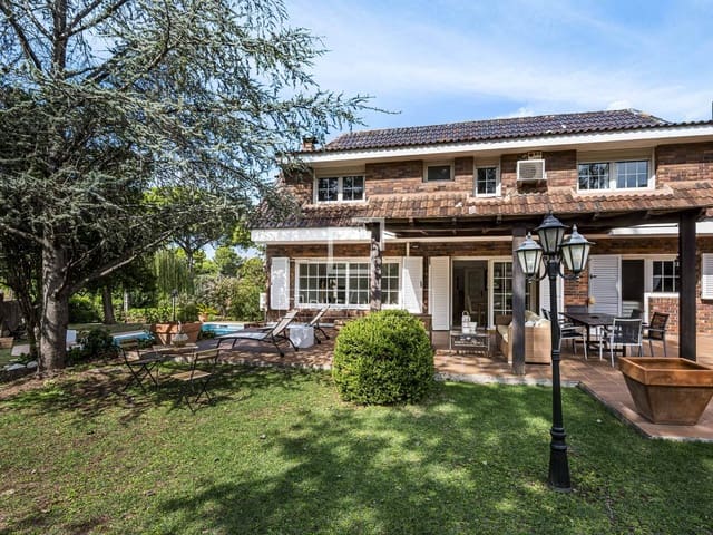 5 Zimmer Villa zu vermieten in Valldoreix, Sant Cugat del Vallès mit Pool Garage - 4.300 € (Ref: 10095454)