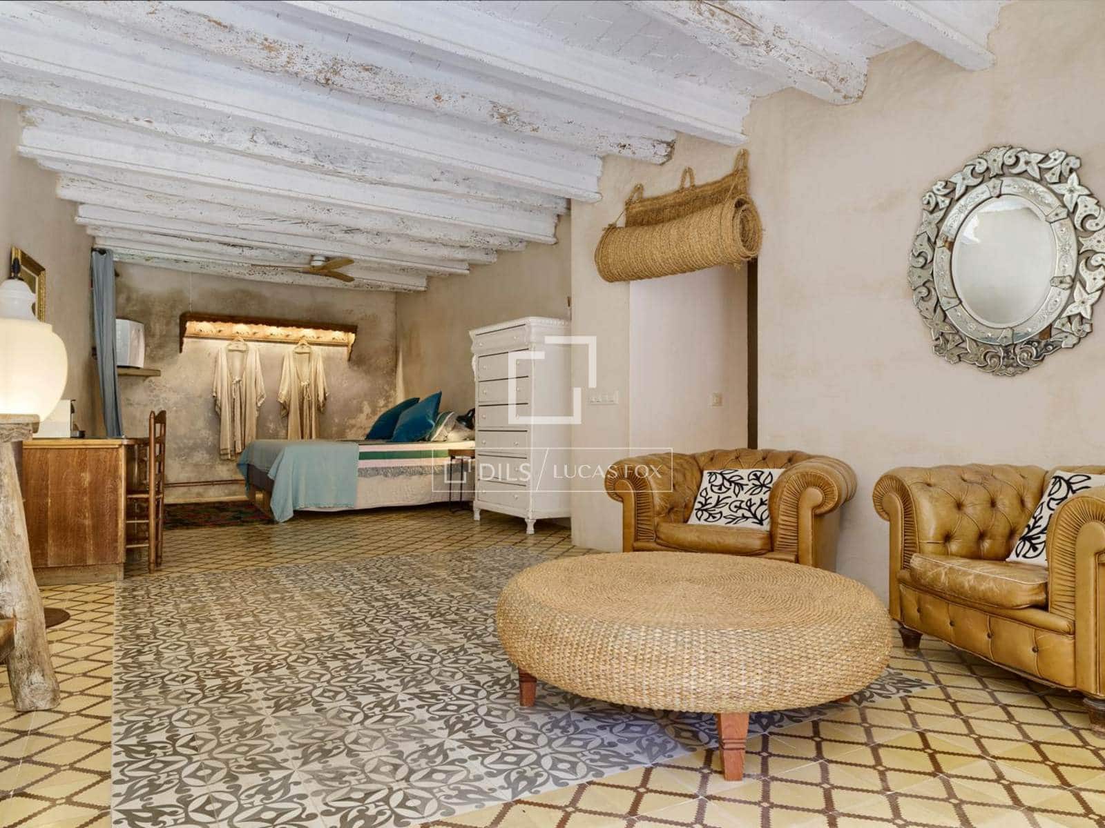 21 quarto Comercial para venda em Cornella del Terri com piscina garagem - 2 500 000 € (Ref: 10095455)