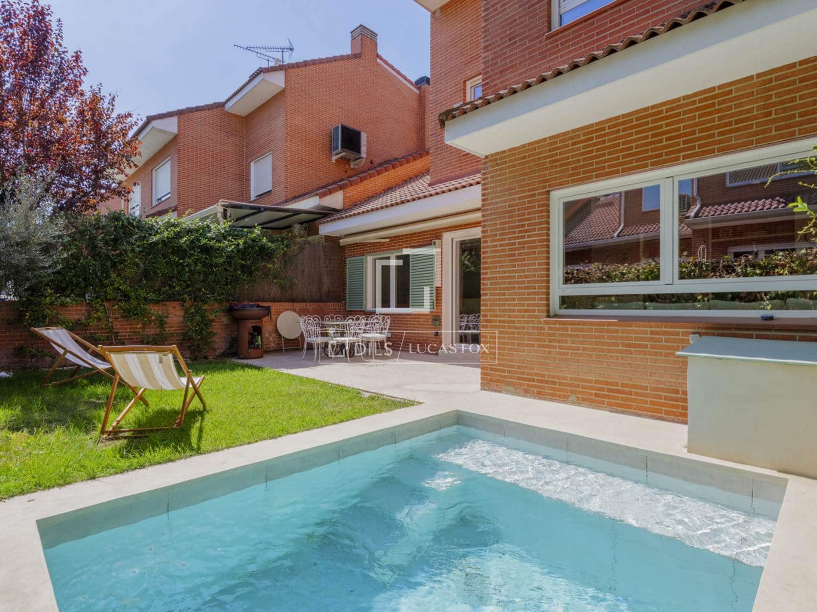 4 sovrum Villa till salu i Madrid stad med pool garage - 1 480 000 € (Ref: 10095456)