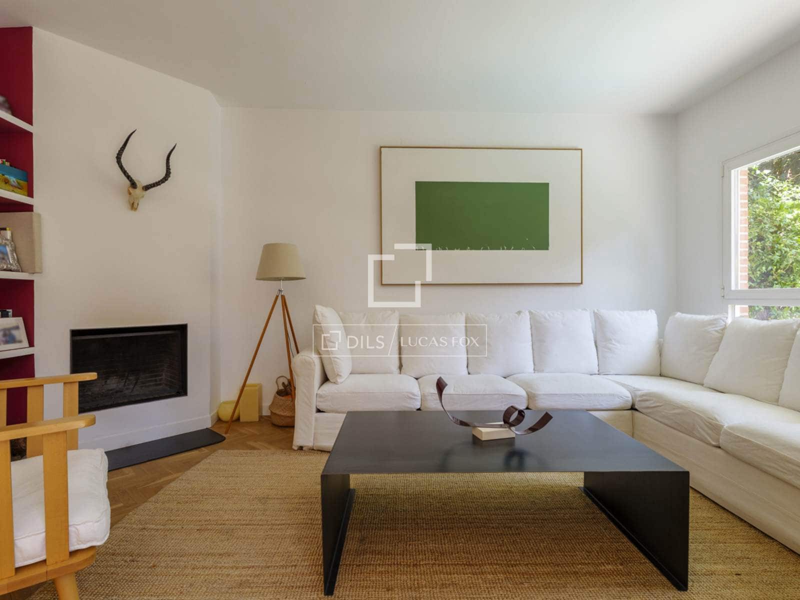 4 sovrum Villa till salu i Madrid stad med pool garage - 1 480 000 € (Ref: 10095456)