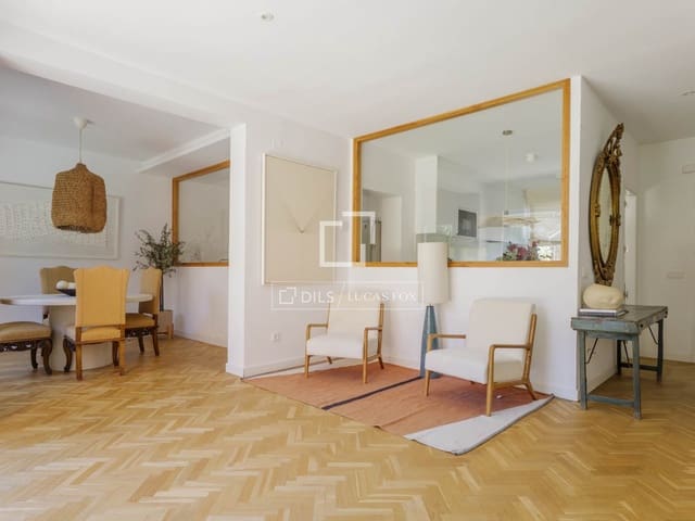 4 sovrum Villa till salu i Madrid stad med pool garage - 1 480 000 € (Ref: 10095456)