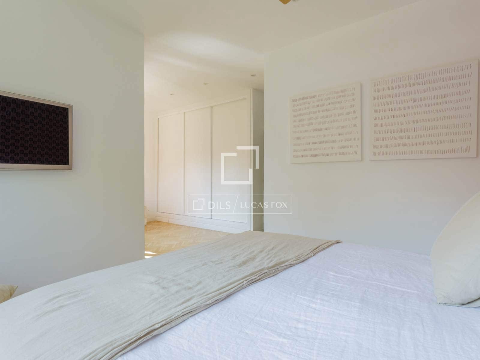 4 sovrum Villa till salu i Madrid stad med pool garage - 1 480 000 € (Ref: 10095456)