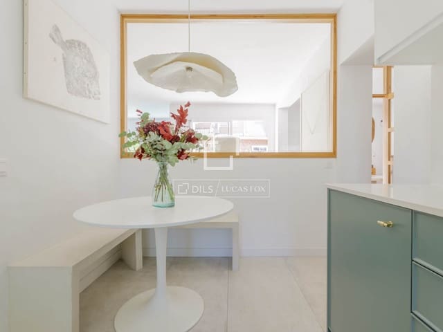 4 sovrum Villa till salu i Madrid stad med pool garage - 1 480 000 € (Ref: 10095456)