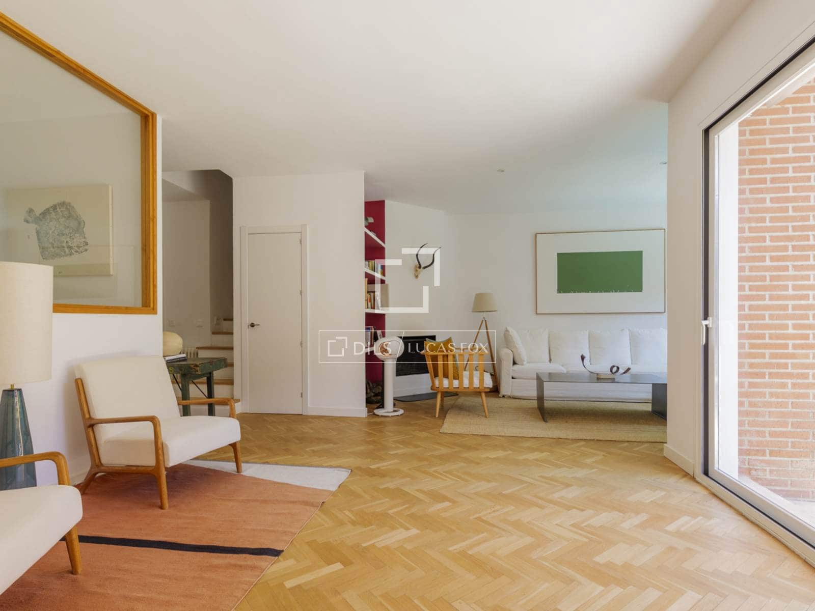 4 sovrum Villa till salu i Madrid stad med pool garage - 1 480 000 € (Ref: 10095456)