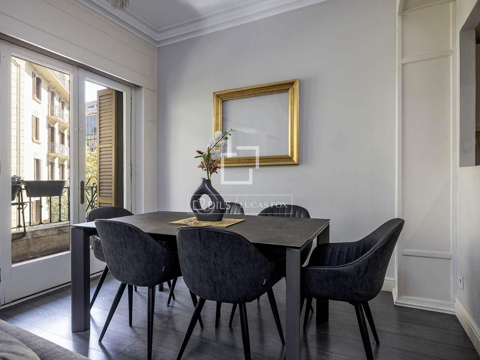 3 slaapkamer Appartement te koop in Barcelona stad - € 699.000 (Ref: 10095642)
