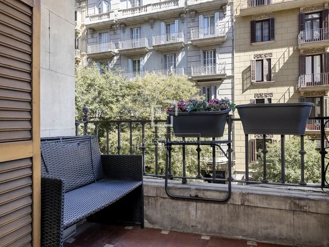 3 slaapkamer Appartement te koop in Barcelona stad - € 699.000 (Ref: 10095642)