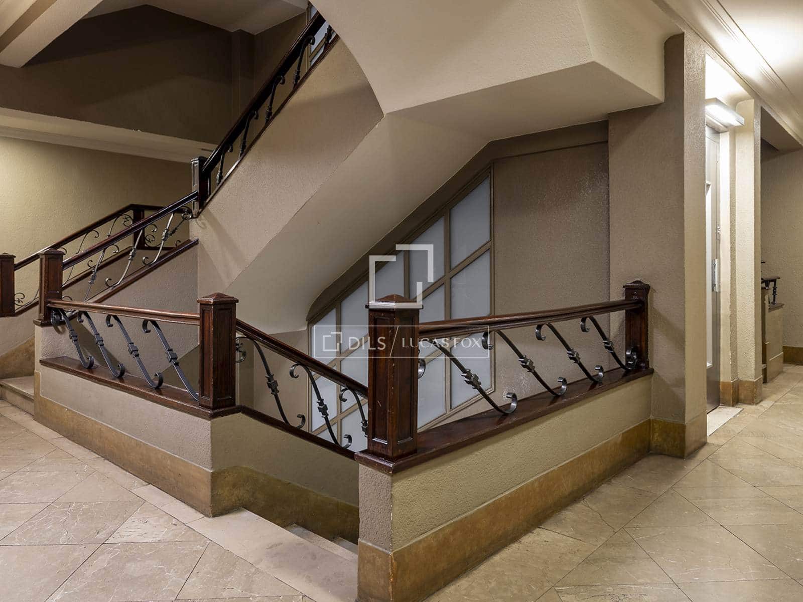 3 slaapkamer Appartement te koop in Barcelona stad - € 699.000 (Ref: 10095642)