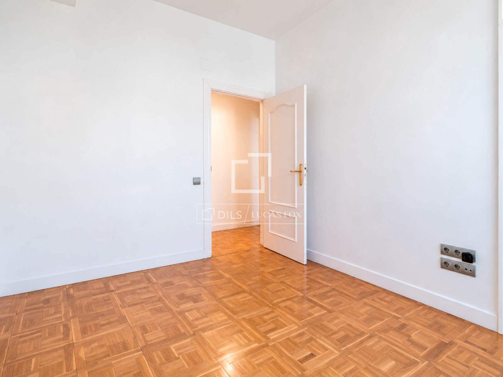 4 Zimmer Apartment zu verkaufen in Madrid Stadt mit Garage - 1.250.000 € (Ref: 10095643)