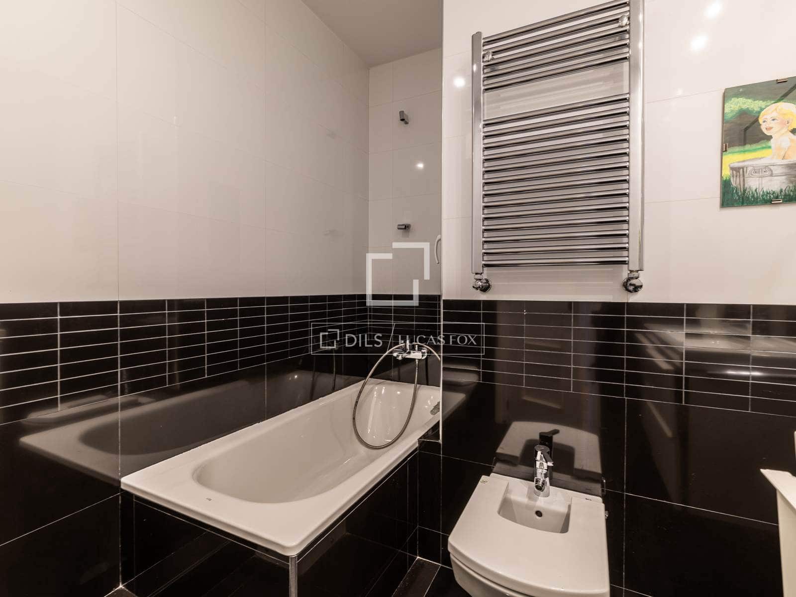 4 Zimmer Apartment zu verkaufen in Madrid Stadt mit Garage - 1.250.000 € (Ref: 10095643)