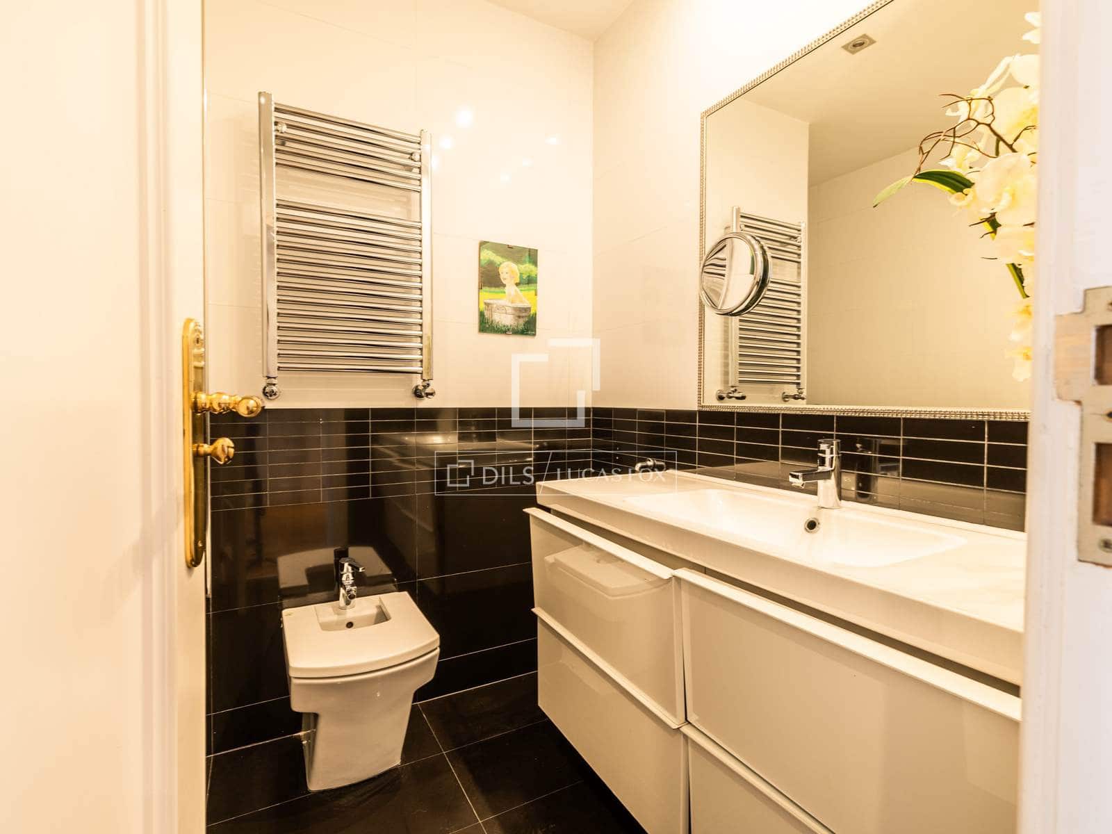 4 Zimmer Apartment zu verkaufen in Madrid Stadt mit Garage - 1.250.000 € (Ref: 10095643)