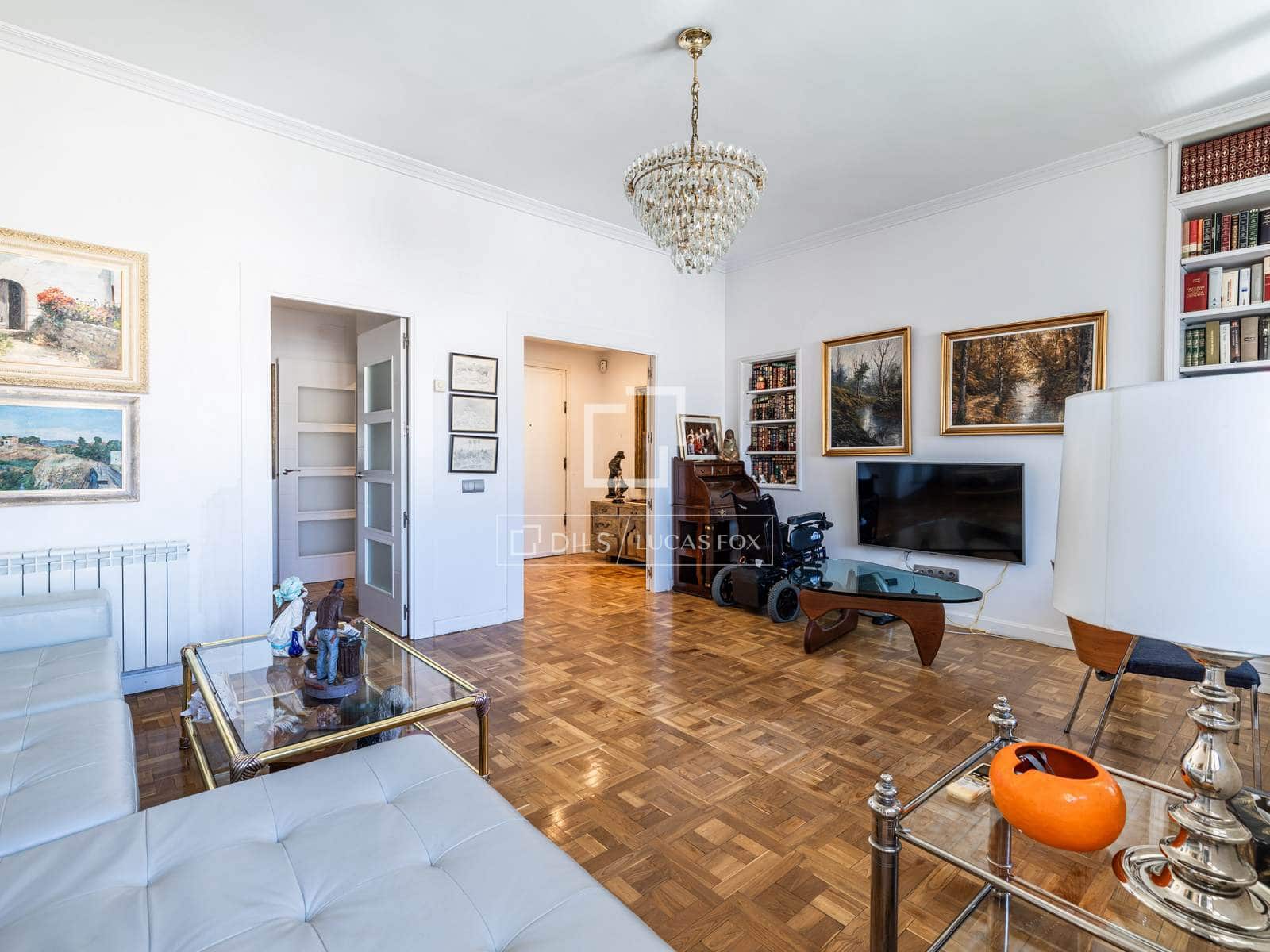 4 Zimmer Apartment zu verkaufen in Madrid Stadt mit Garage - 1.250.000 € (Ref: 10095643)
