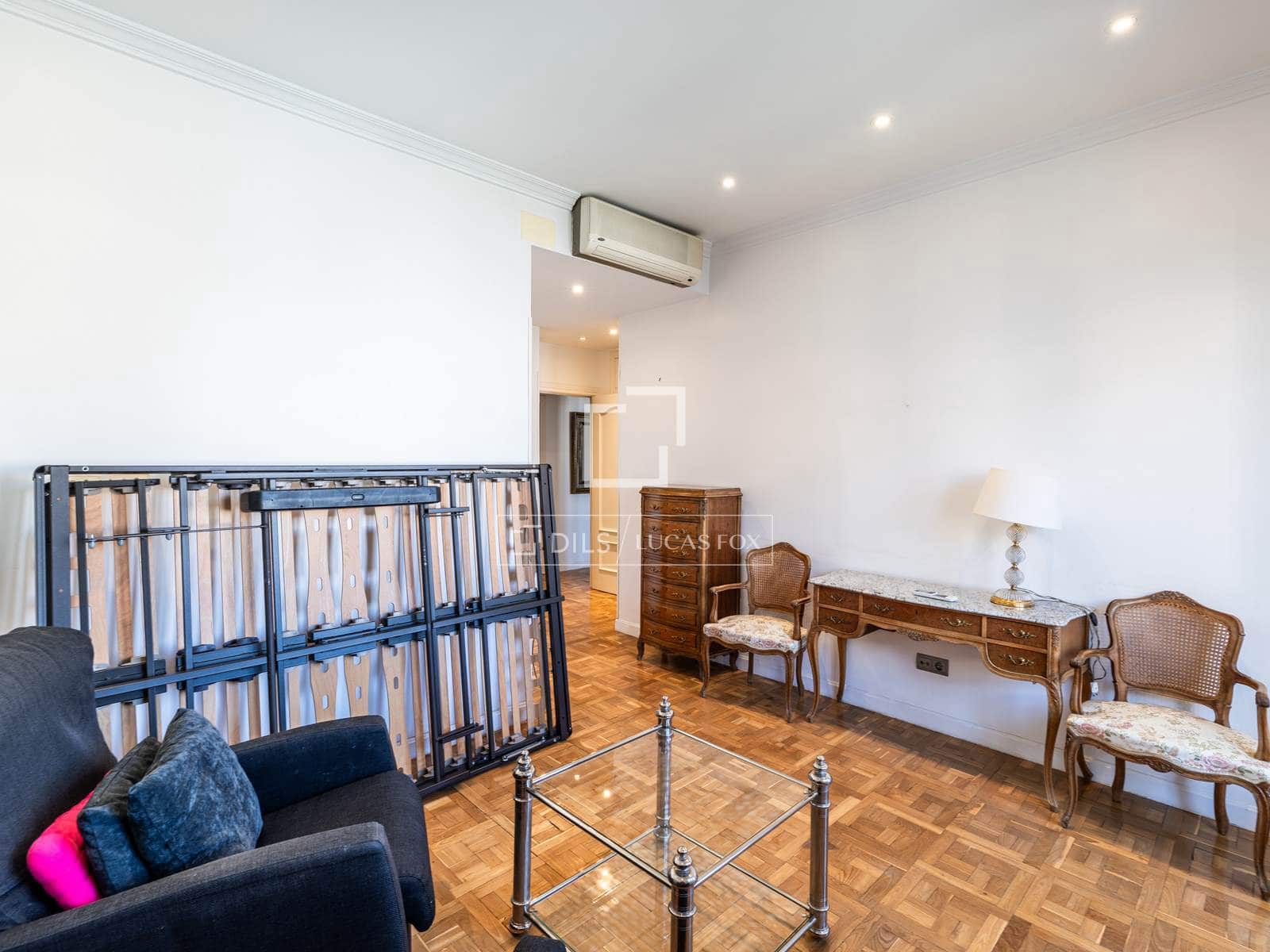 4 Zimmer Apartment zu verkaufen in Madrid Stadt mit Garage - 1.250.000 € (Ref: 10095643)
