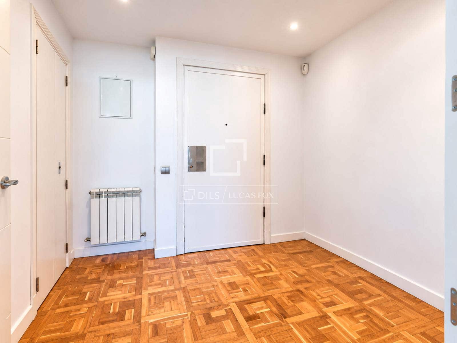 4 Zimmer Apartment zu verkaufen in Madrid Stadt mit Garage - 1.250.000 € (Ref: 10095643)