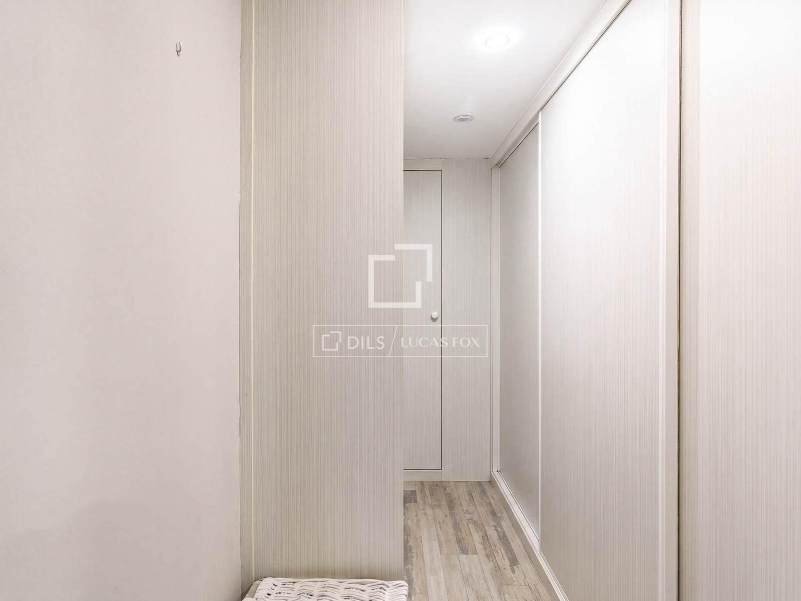 2 slaapkamer Appartement te huur in Madrid stad - € 3.700 (Ref: 10095786)