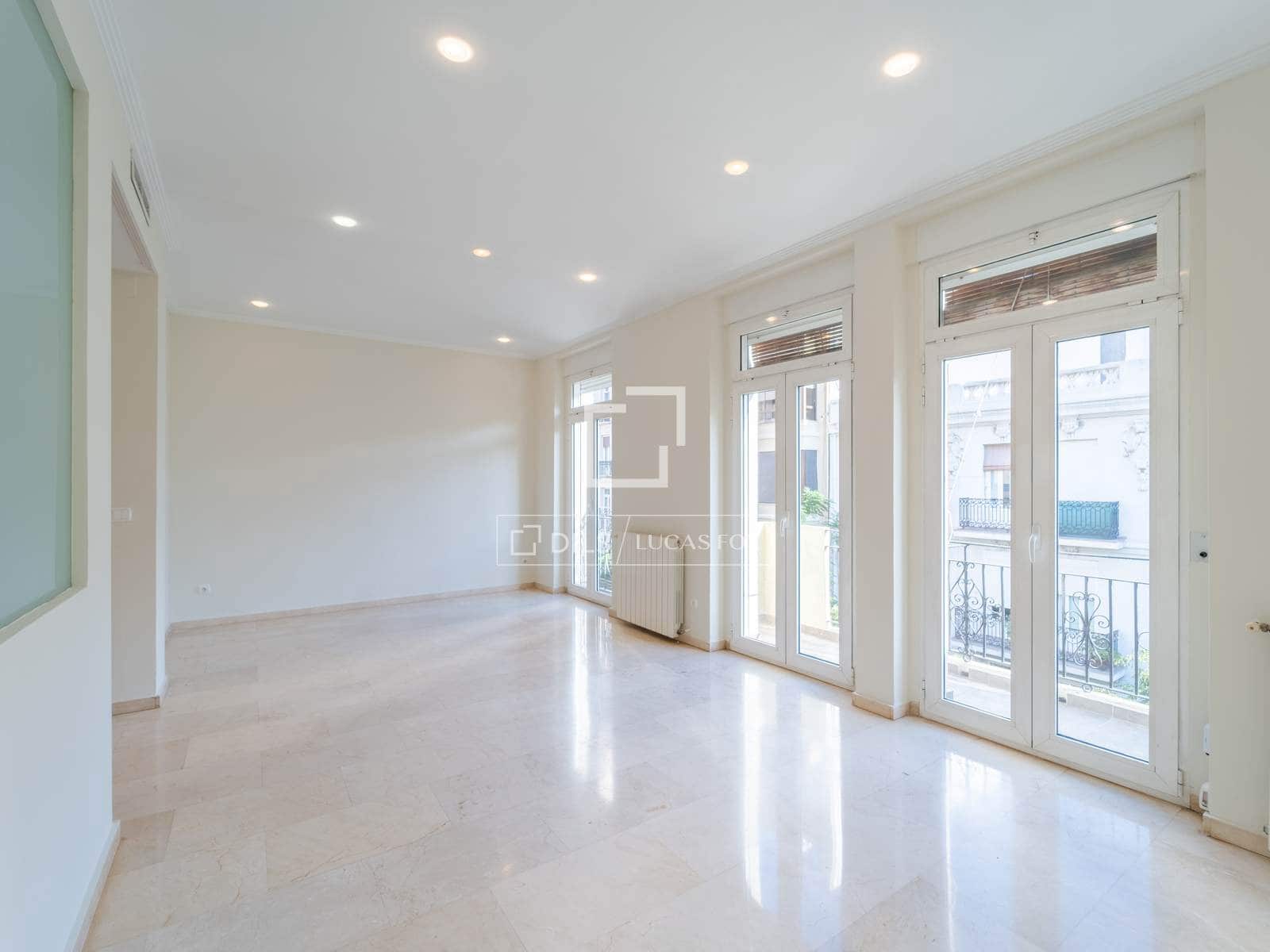 3 soveværelse Lejlighed til leje i Valencia by - € 2.600 (Ref: 10095787)