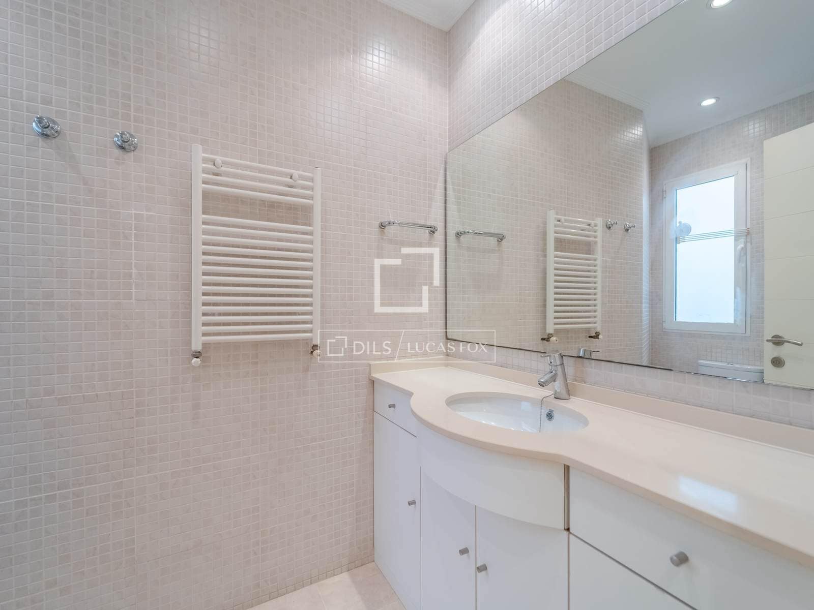 3 soveværelse Lejlighed til leje i Valencia by - € 2.600 (Ref: 10095787)