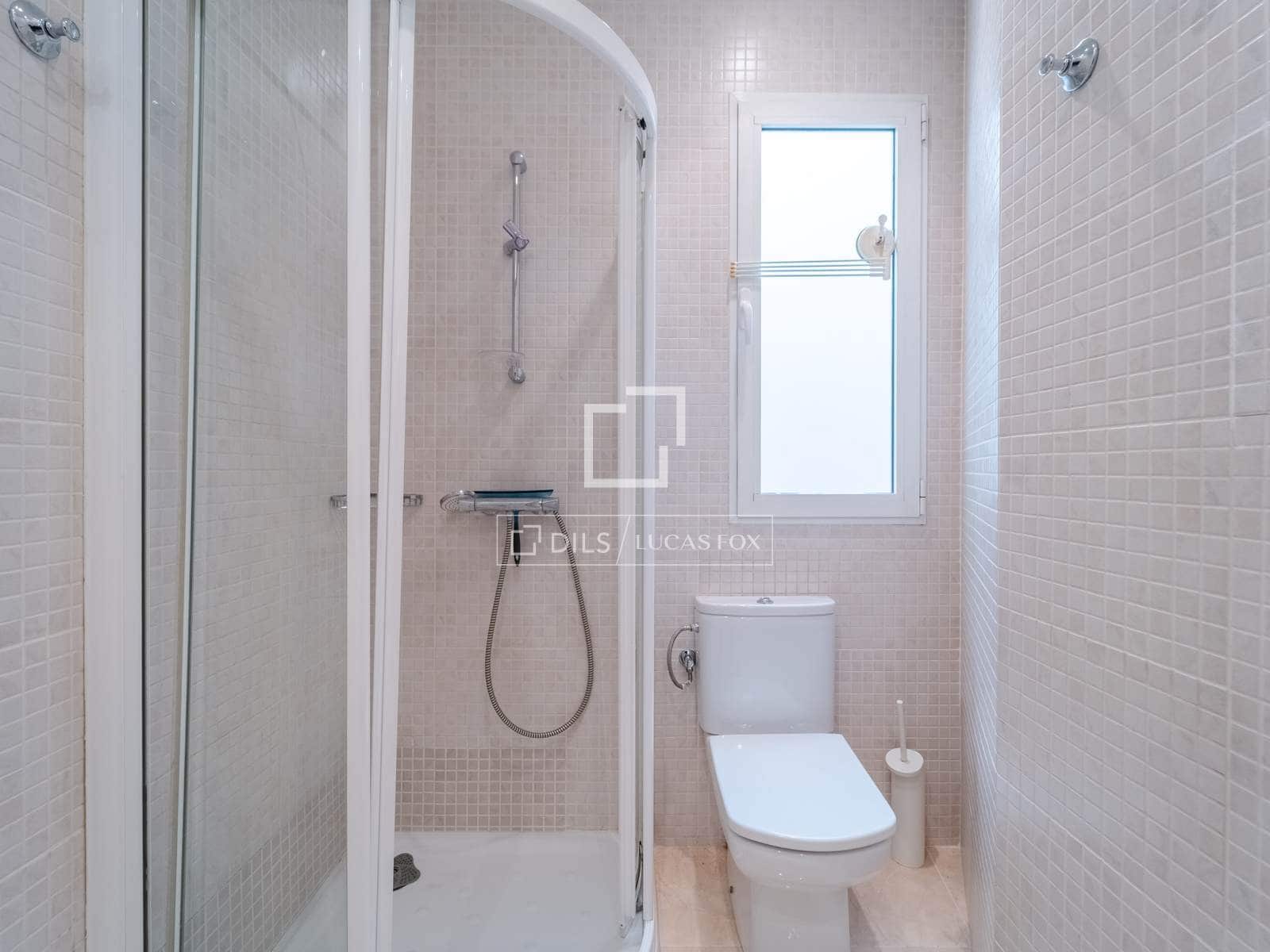 3 soveværelse Lejlighed til leje i Valencia by - € 2.600 (Ref: 10095787)