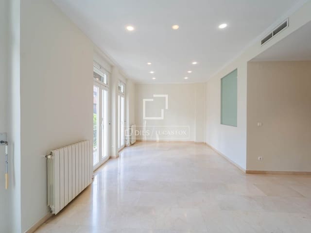 3 soveværelse Lejlighed til leje i Valencia by - € 2.600 (Ref: 10095787)