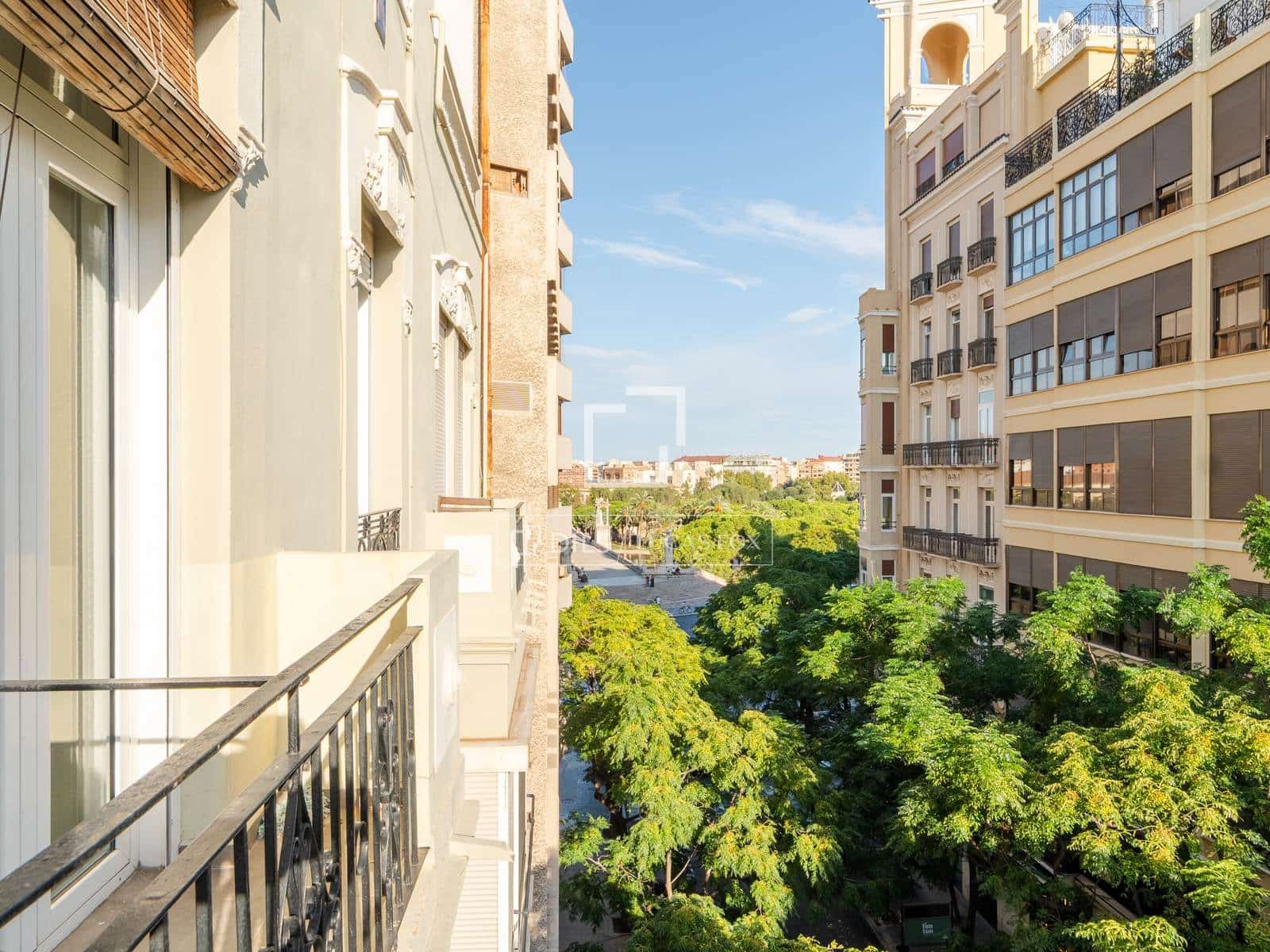 3 soveværelse Lejlighed til leje i Valencia by - € 2.600 (Ref: 10095787)
