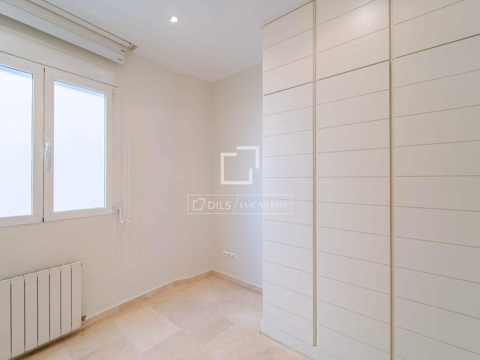 3 soveværelse Lejlighed til leje i Valencia by - € 2.600 (Ref: 10095787)
