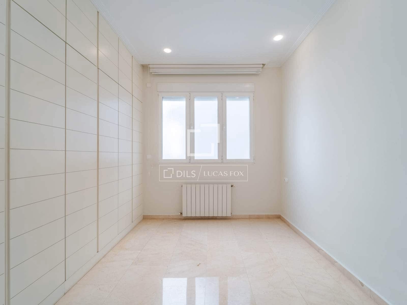 3 soveværelse Lejlighed til leje i Valencia by - € 2.600 (Ref: 10095787)