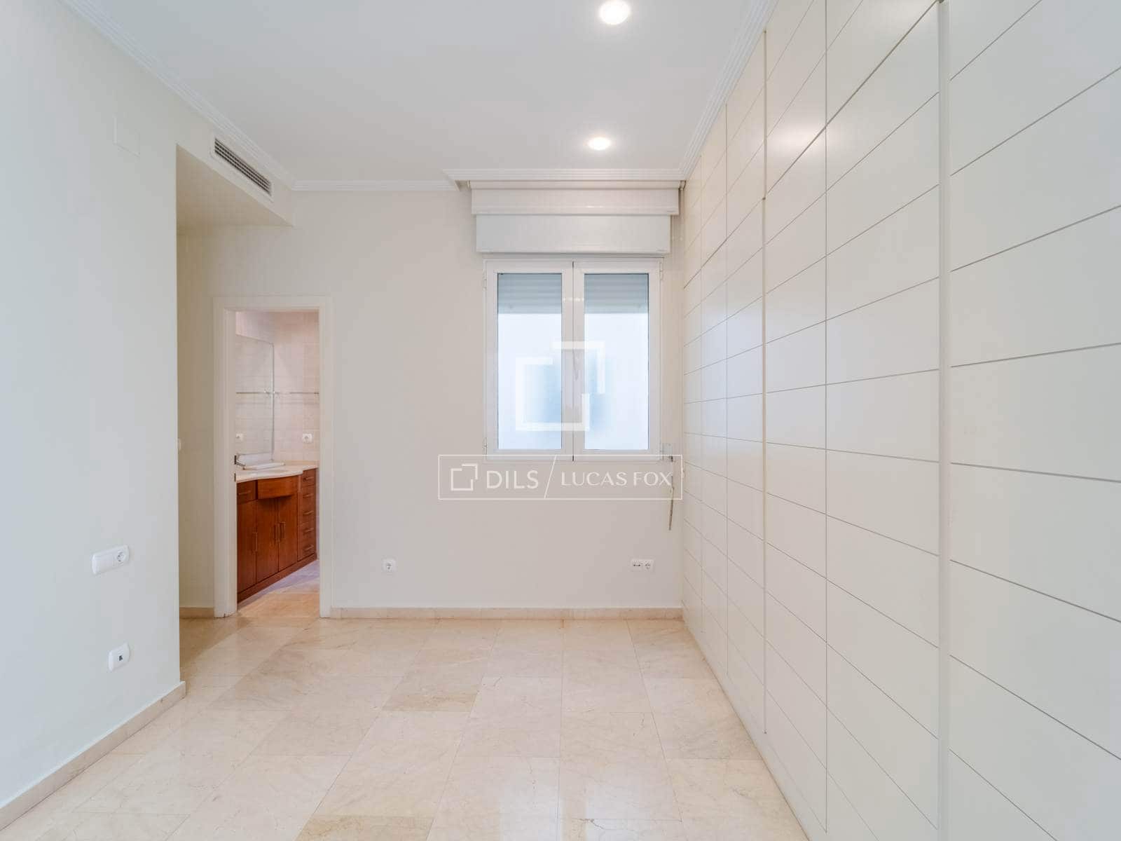 3 soveværelse Lejlighed til leje i Valencia by - € 2.600 (Ref: 10095787)